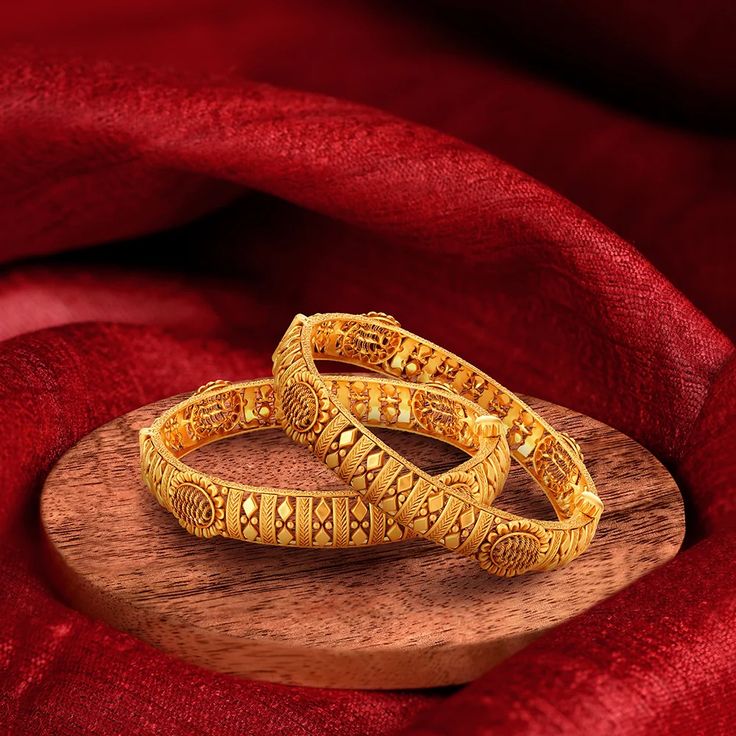 Gold Necklaces and Bangles Collection